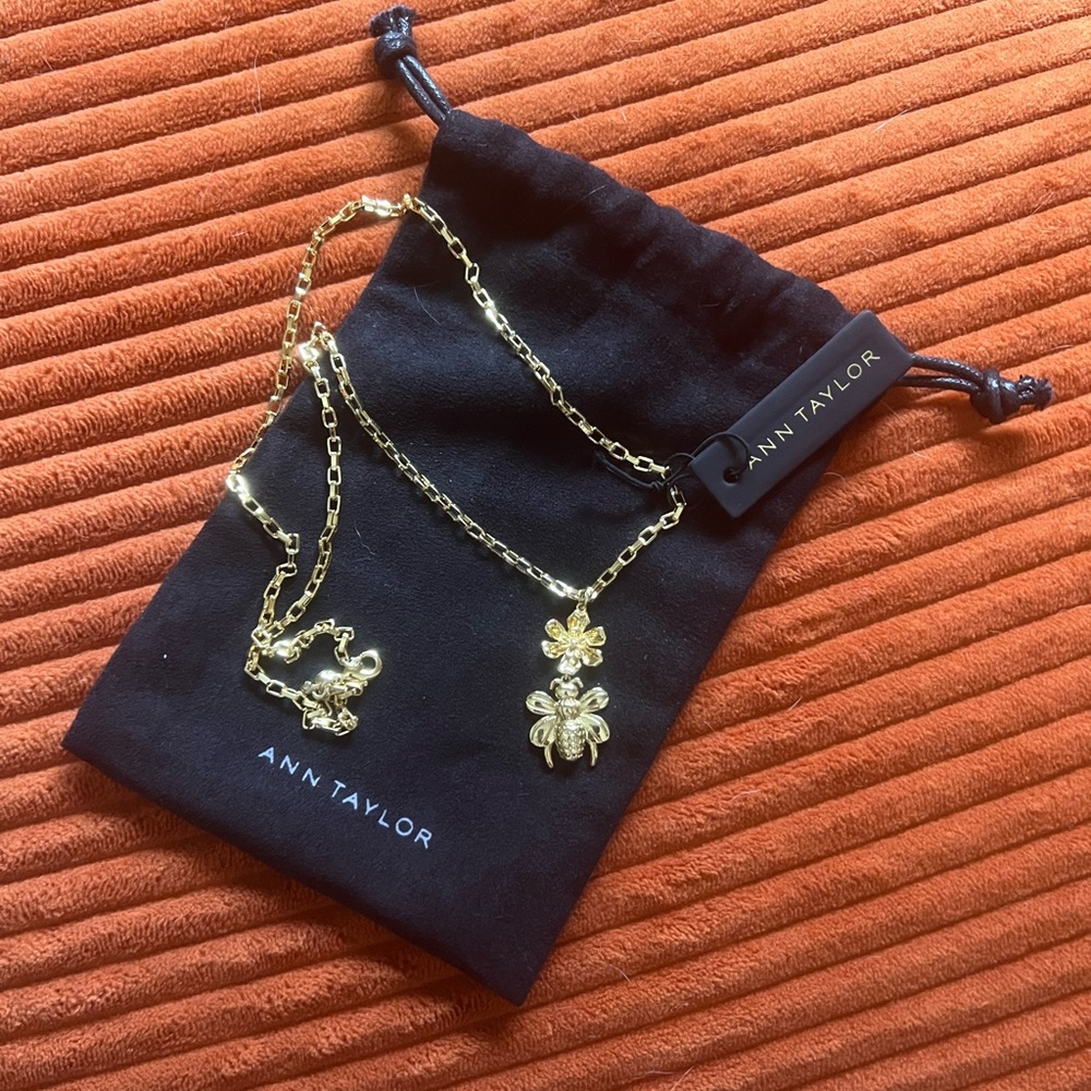 Ann Taylor Gold Floral Bee Necklace